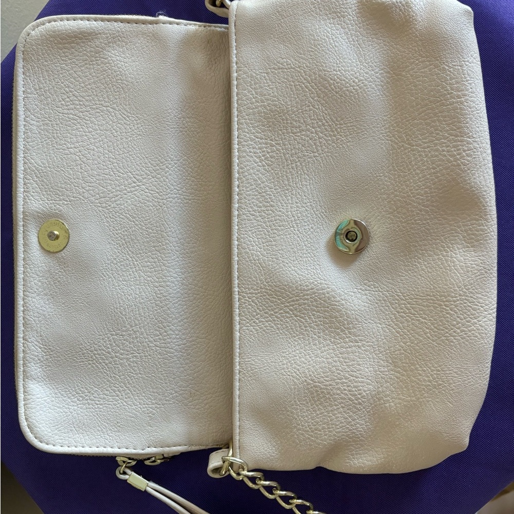 lp Blue purse with gold chain - Picture 4 of 7